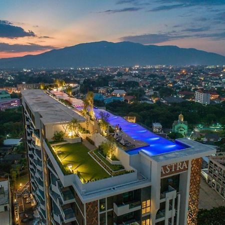 The Astra Sky River Condo Chiang Mai Exteriör bild
