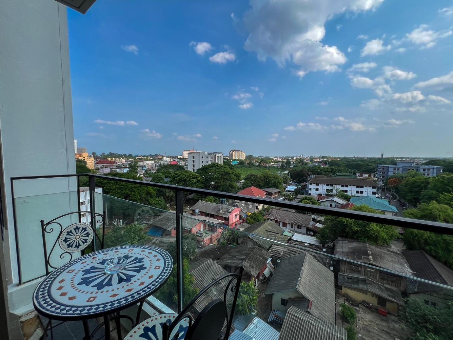 The Astra Sky River Condo Chiang Mai Exteriör bild