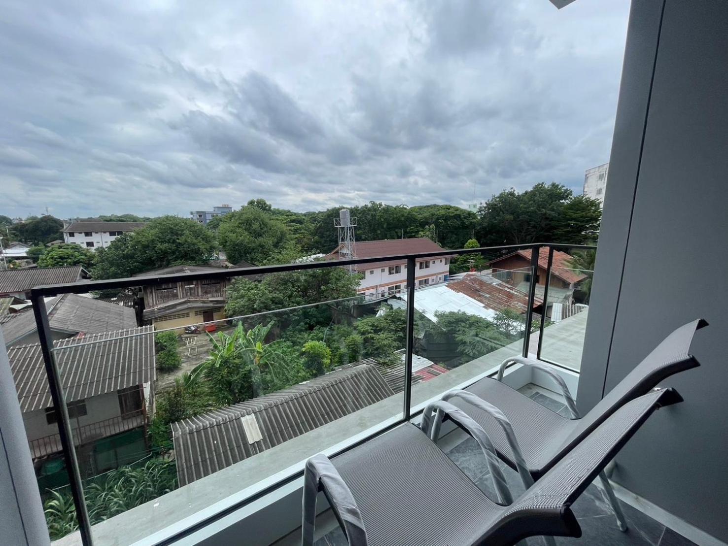 The Astra Sky River Condo Chiang Mai Exteriör bild